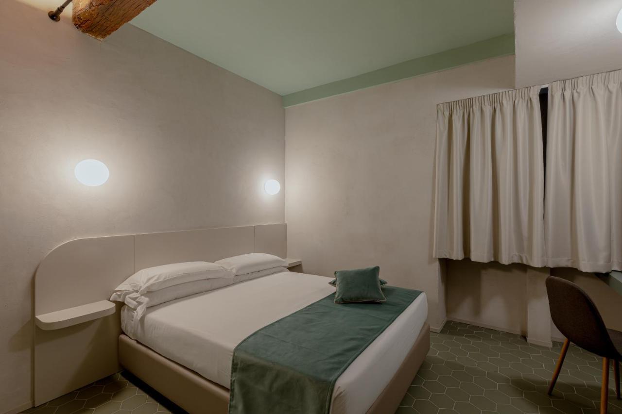 Design With Private Pool In Campo Dei Fiori Appartamento